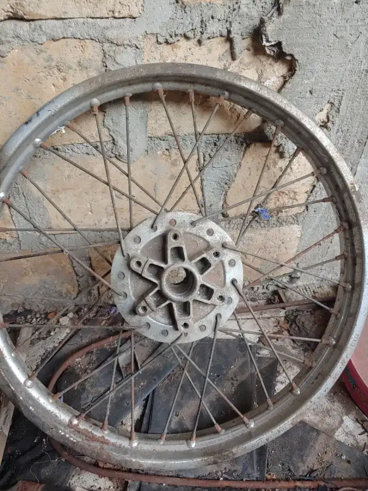 tromol scorpio jari jari