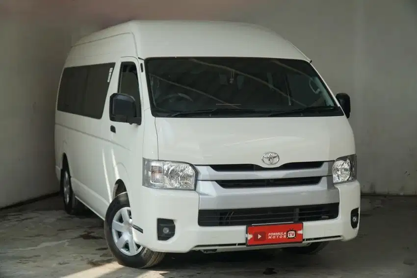 TOYOTA Hiace Commuter M/T 2024 Putih