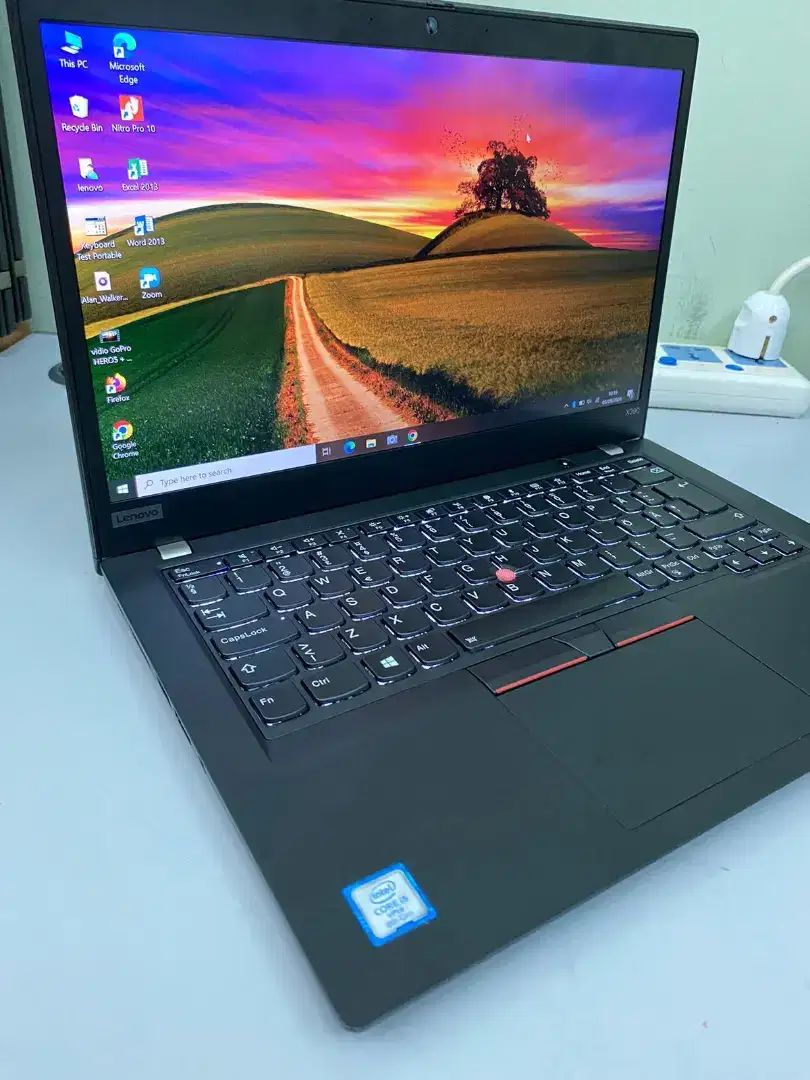 LAPTOP LENOVO THINKPAD X390
CORE I5 RAM 8 GB SSD 256 GB LAYAR 13 INCH