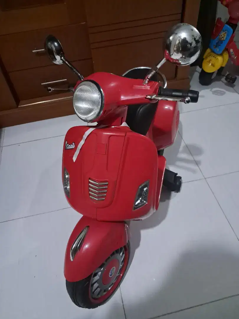 Jual Motor Aki Vespa untuk anak