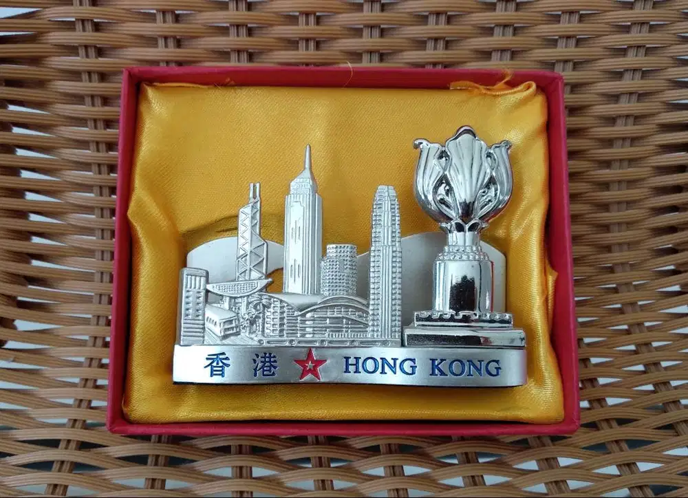 Souvenir Tempat Tissue Hongkong Original