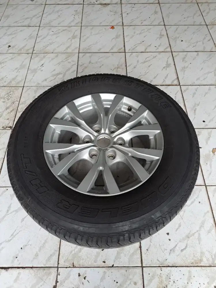 Serep mobil pajero ring 17