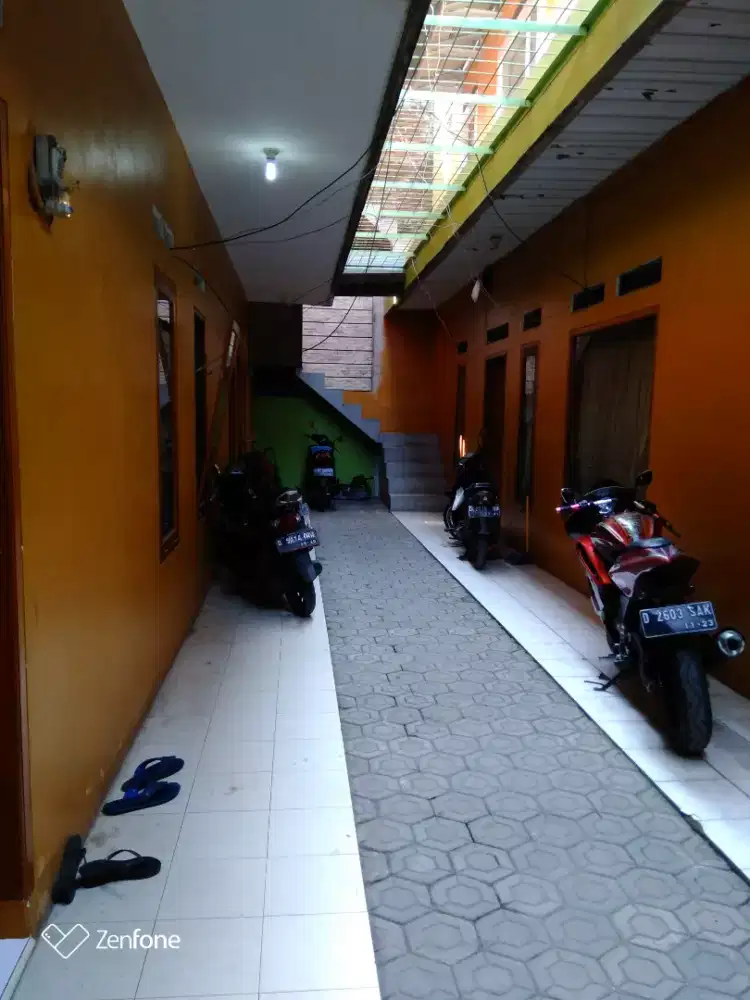 Disewakan kontrakan  1 kmr+ kmr mandi+ fentri