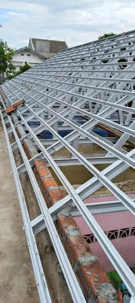 Atap Galvalum atau Baja Ringan Surabaya