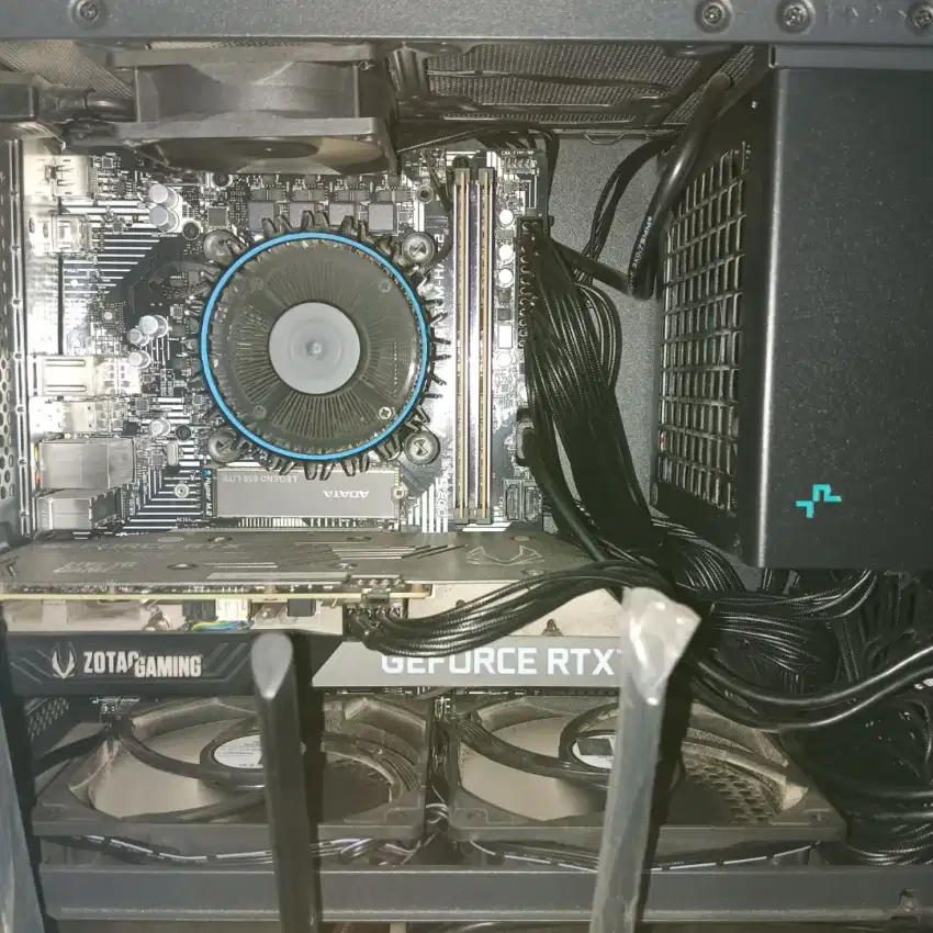 Komputer Intel i3-12100,GTX 1650,Ram 16gb DDR5, ssd 1tb