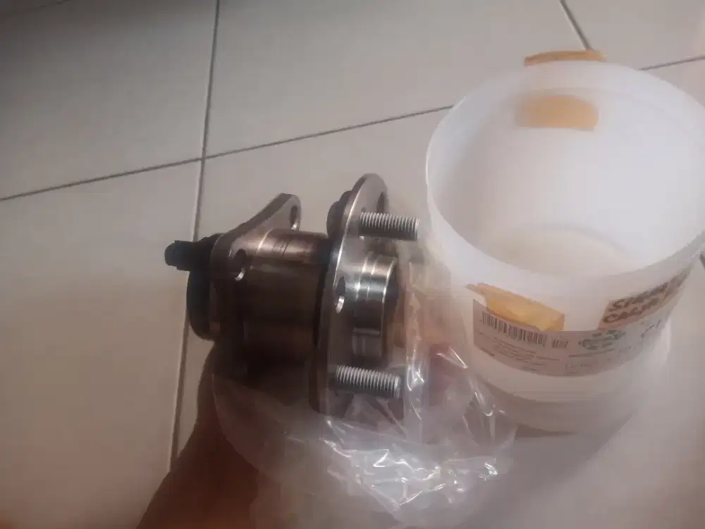 Laker belakang Calya ABS