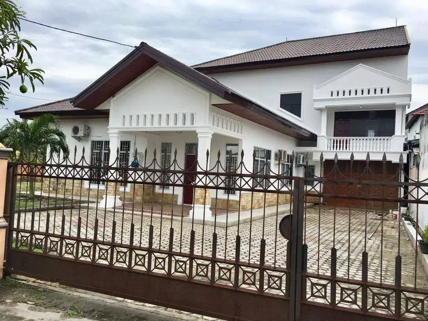 Jual Rumah Dekat Mall SKA Jln. Soekarno Hatta Pekanbaru