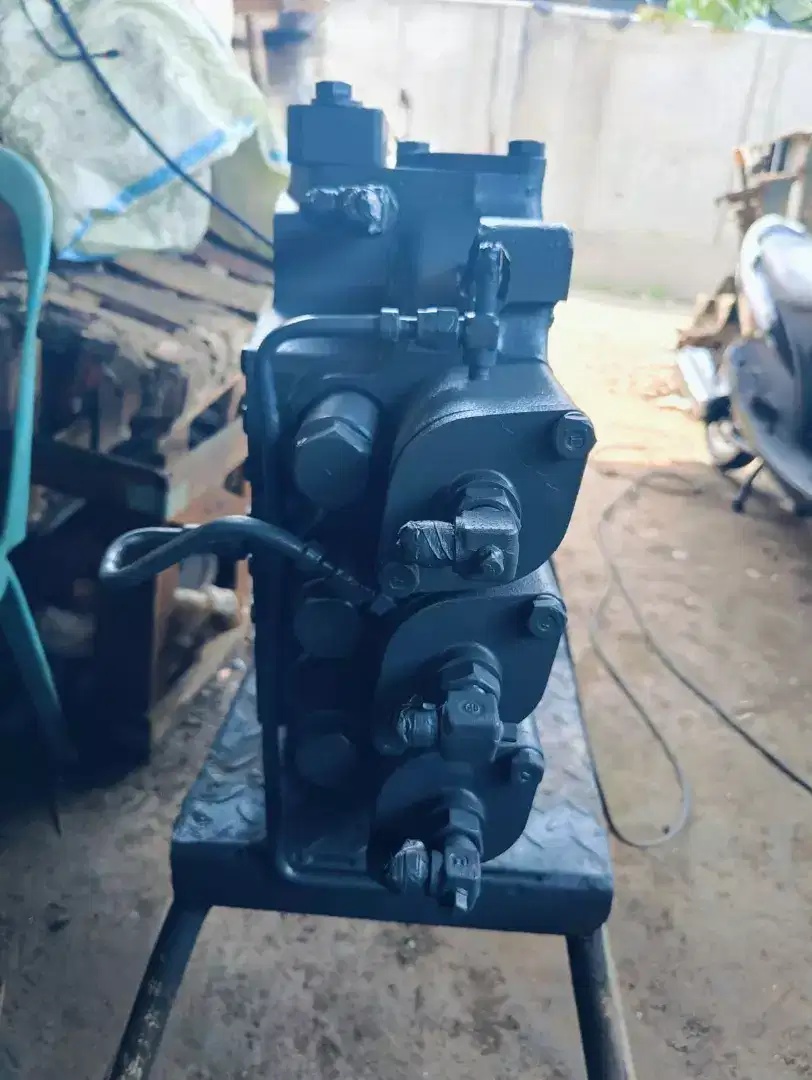 709-13  Kontrol control Valve 3 spool loader Komatsu WA450-3 / WA470-3