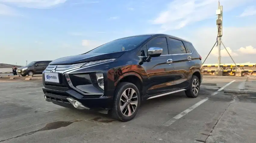 TDP 10Jt Mitsubishi Xpander 1.5 Ultimate Bensin-AT 2018 Hitam /