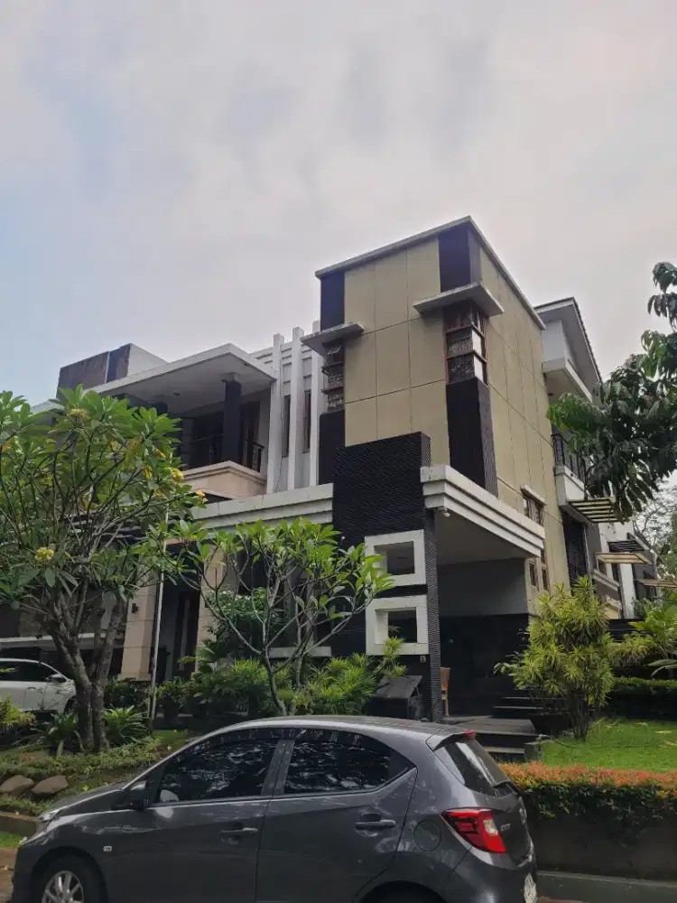 Dijual Rumah Mewah The Green BSD View Sungai Kelebihan Tanah Besar