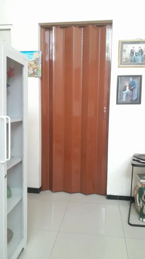 Pintu lipat pvc