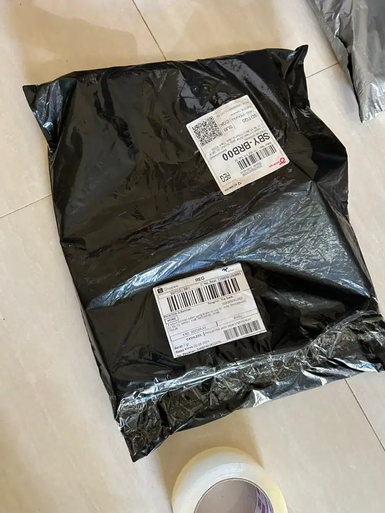 D cari tenaga packing jualan online