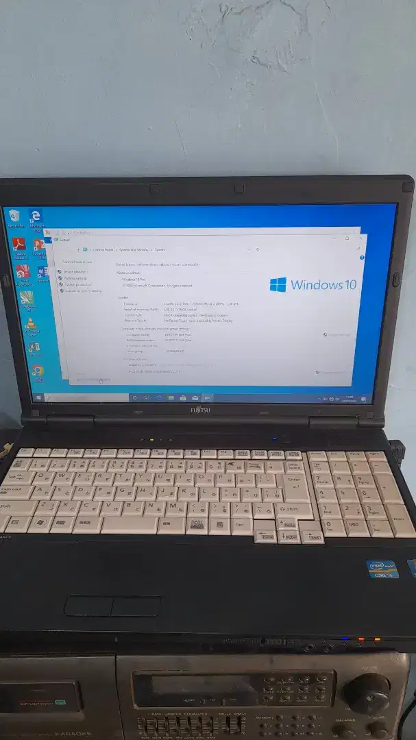 Fujitsu core i5