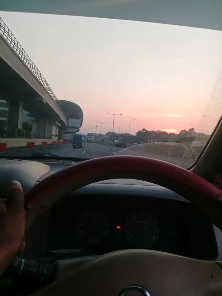 NYARI LOWONGAN PEKERJAAN