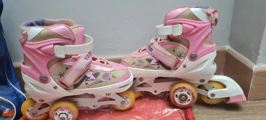 Jual Sepatu Roda  ukuran 34 - 37 dan 39 -42