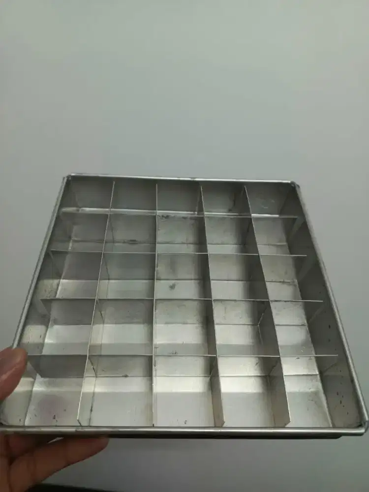 Loyang sekat brownies