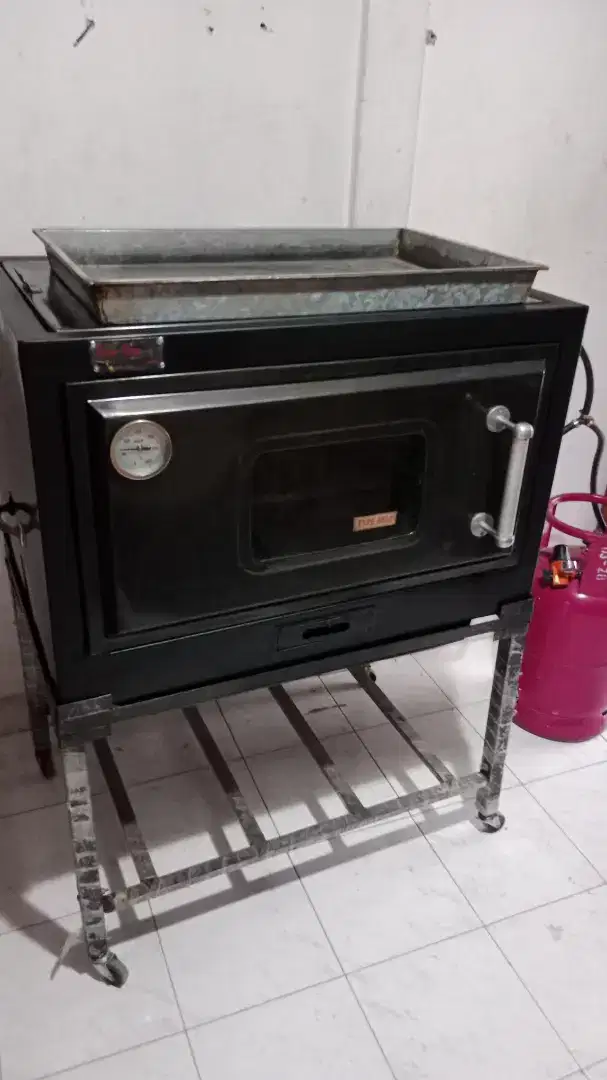 Dicari oven gas bekas jualan