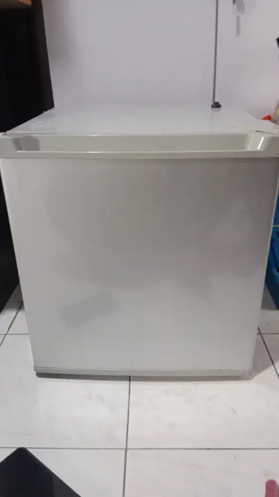 Dibeli tinggi kulkas bekas anda