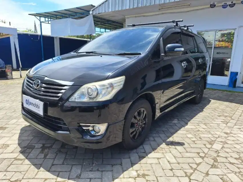 Toyota Kijang Innova 2.0 G Luxury Bensin-AT 2014