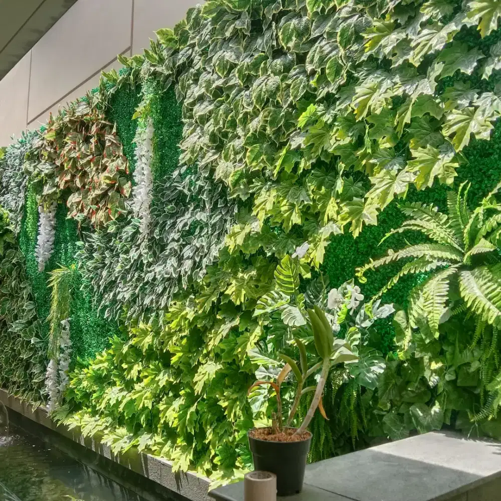 Terima Dekorasi Taman Vertical Garden Sintetis