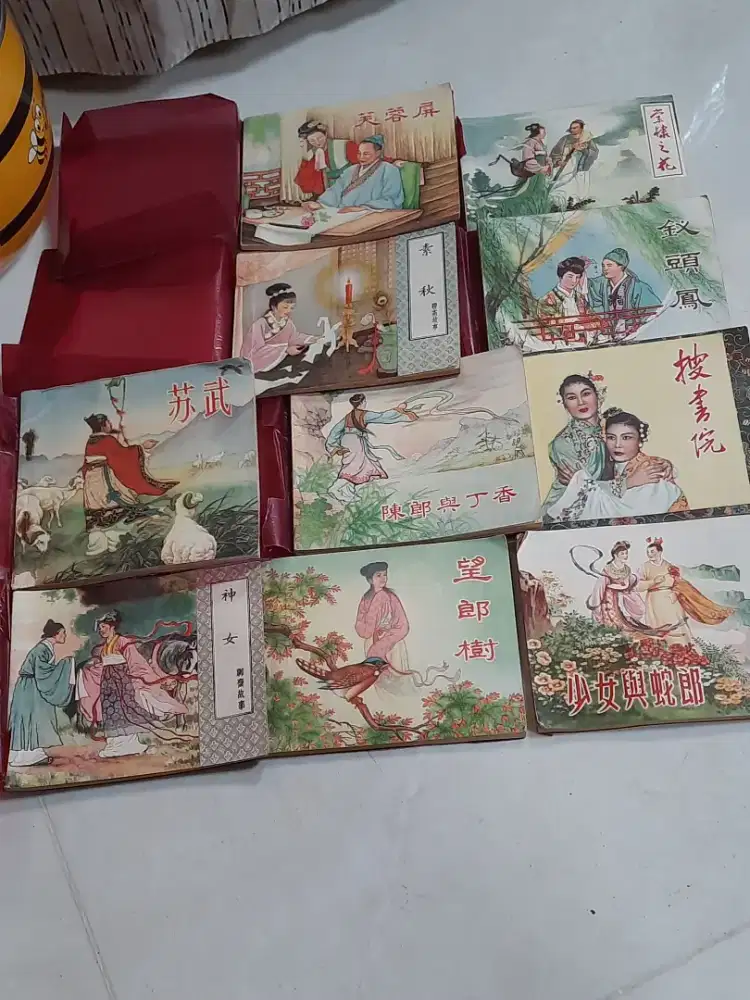 Komik Jadul Bergambar Bahasa Cina 9pcs