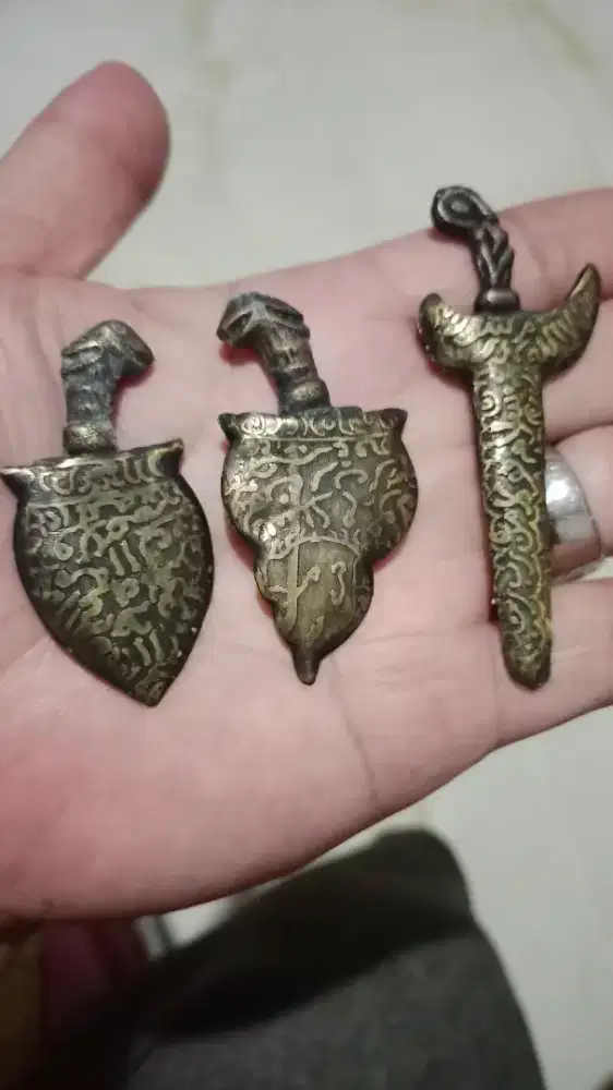 Sepaket keris jimatan