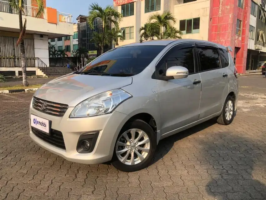 Pajak Panjang - Suzuki Ertiga 1.4 GL Bensin-MT 2013 Abu (BRF)