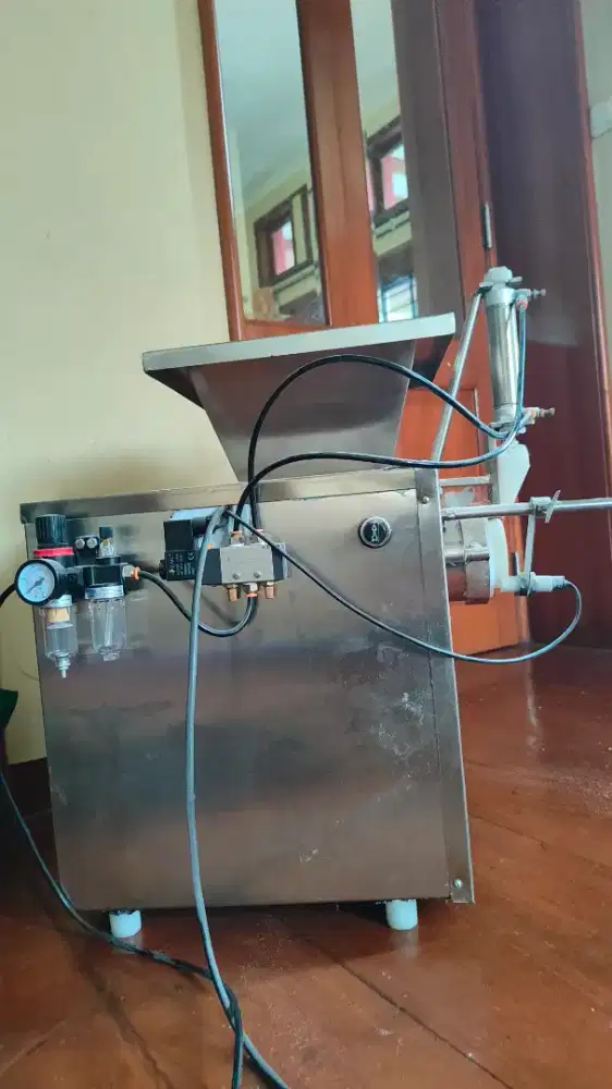 Mesin Dough Divider Otomatis