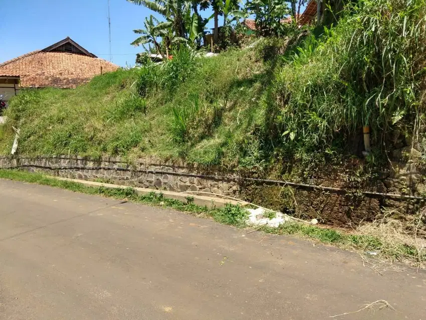 Tanah di Jalan Utama Bojongkoneng Atas View Dago Resort