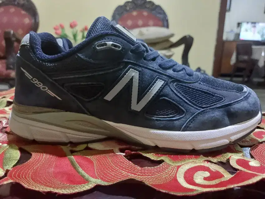 Sepatu New Balance 990v4  M990NV4 USA