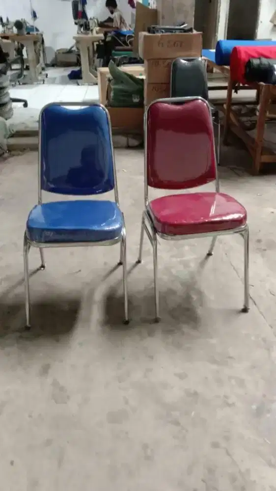 Kursi susun full crom