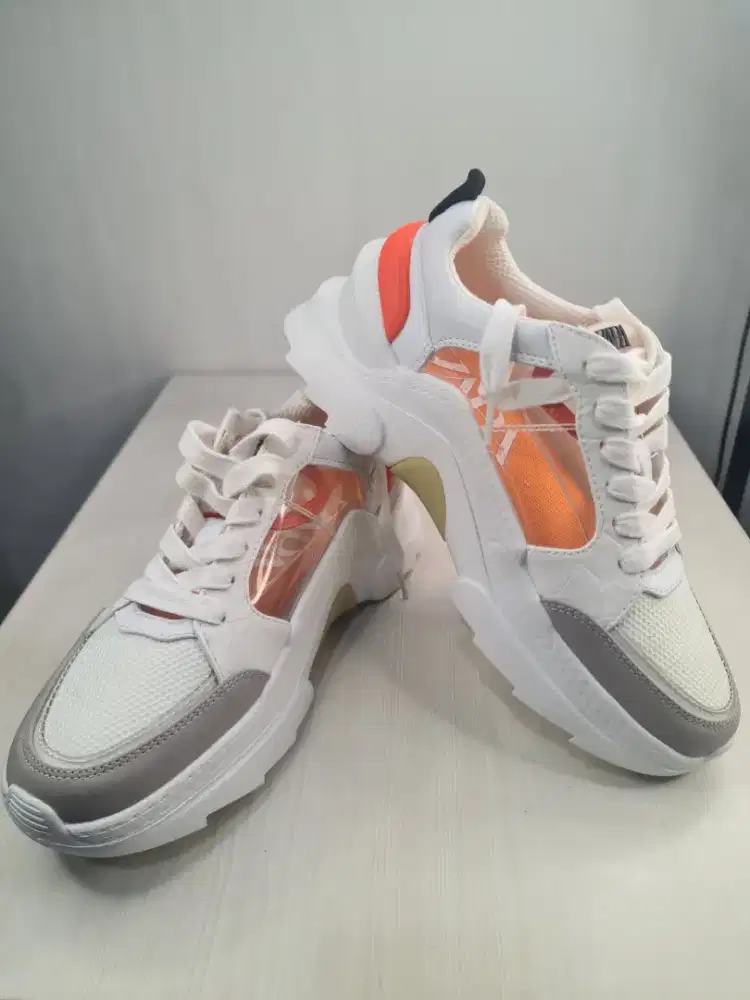 SEPATU ZARA BASIC ORIGINAL AUTHENTIC