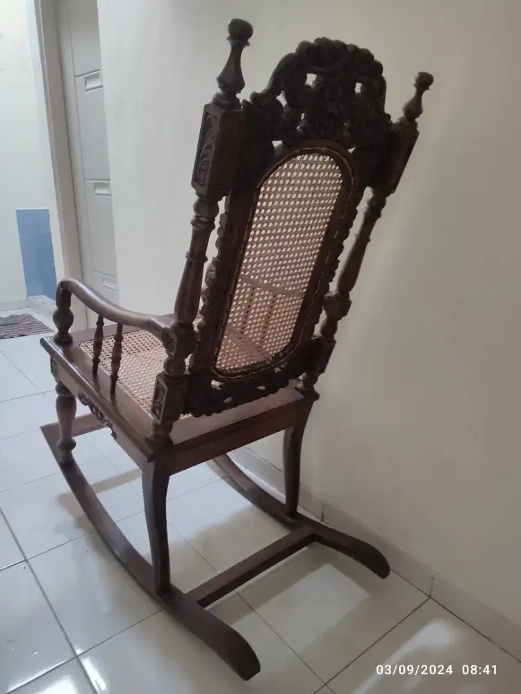 Murah Bangettt Kursi Goyang Antik Jati