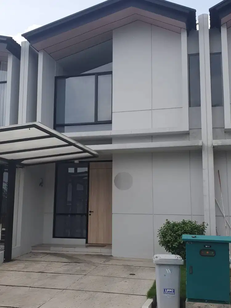 Waterfront Estate Lippo Cikarang, rumah 2 lt Siap Huni