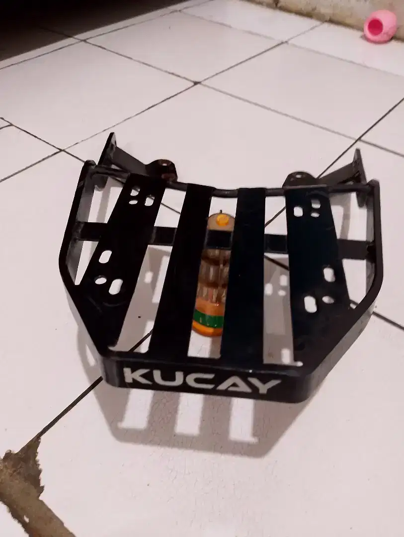 Bracket box kucay untuk Honda Beat fi/pop