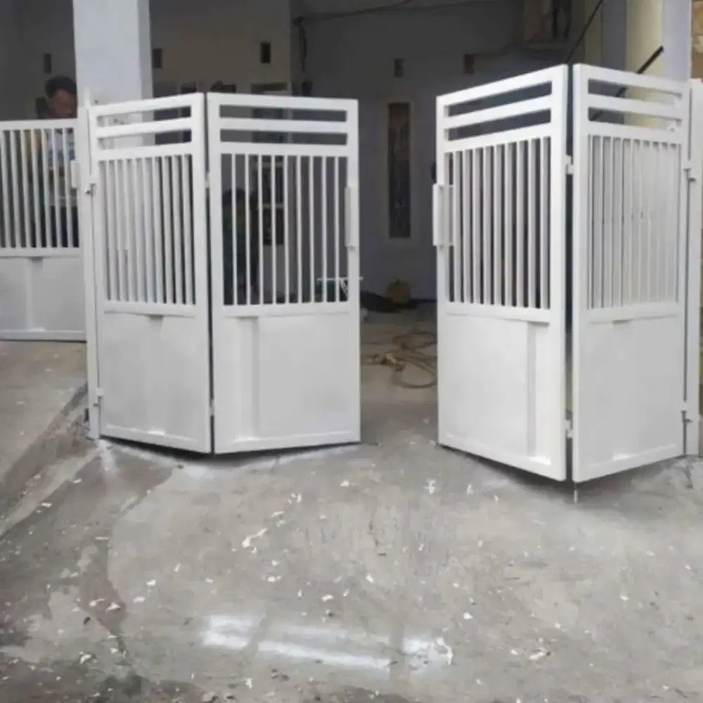 Pagar lipat/ tikung/ dorong