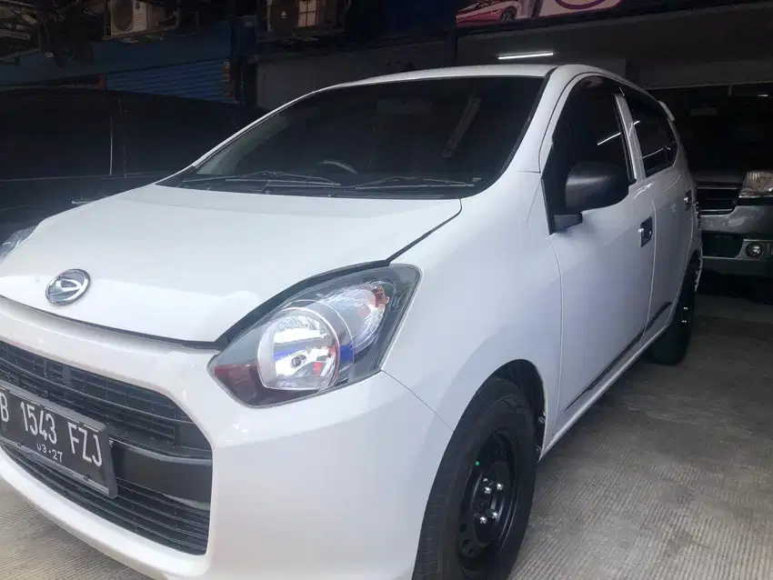 Total Dp 3jt Daihatsu Ayla 1.0 M M/T Putih mulus