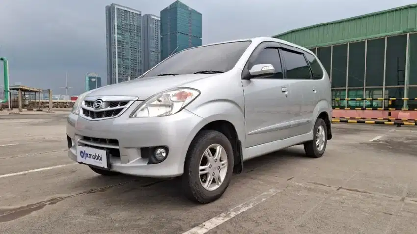 KM Rendah TDP 8Jt Daihatsu Xenia 1.3 Xi Deluxe+ Bensin-MT 2011 /