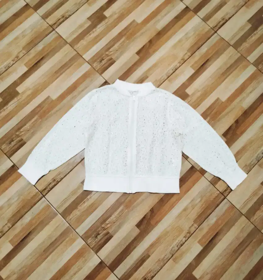 Uniqlo crochet jaket