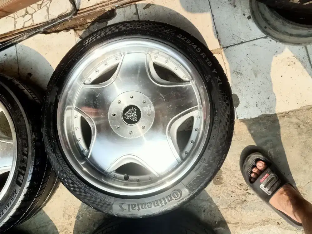 Mersi  R 18 hole 5 pcd 112