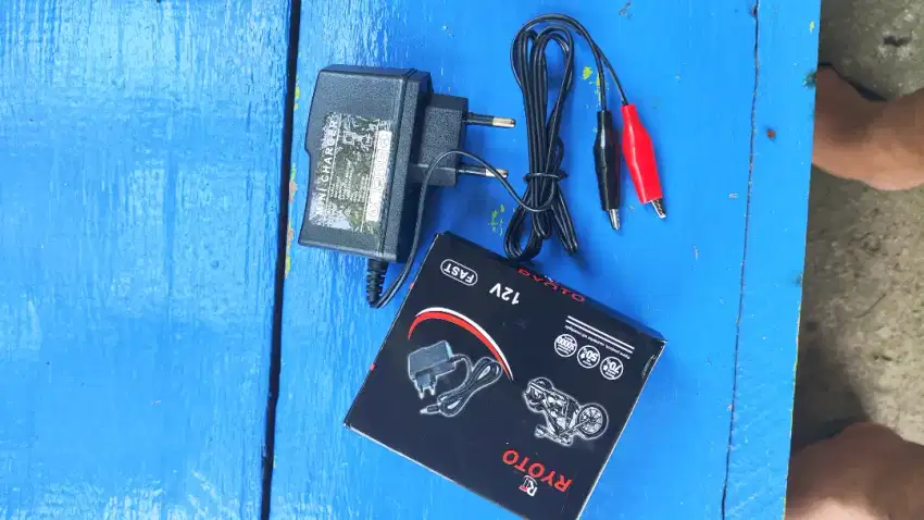 Alat Tester lampu Variasi atau Alat Cas Aki