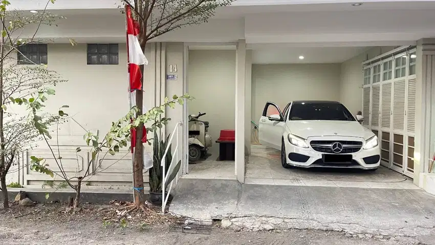 TERMURAH TANPA PERANTARA RUMAH DIJUAL - Modern Design, Baru Renovasi