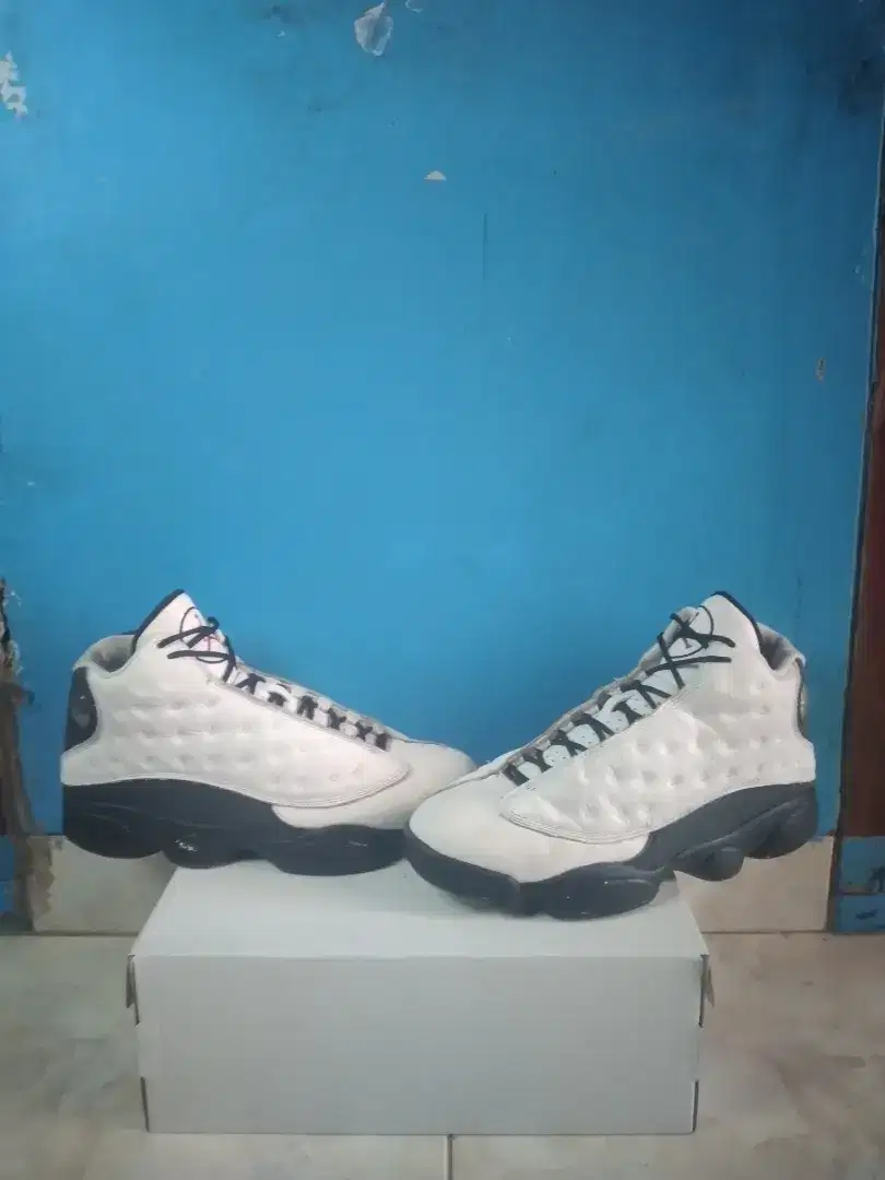 Jual cepat murah sepatu jordan 13 retro full kulit asli ori. Langka