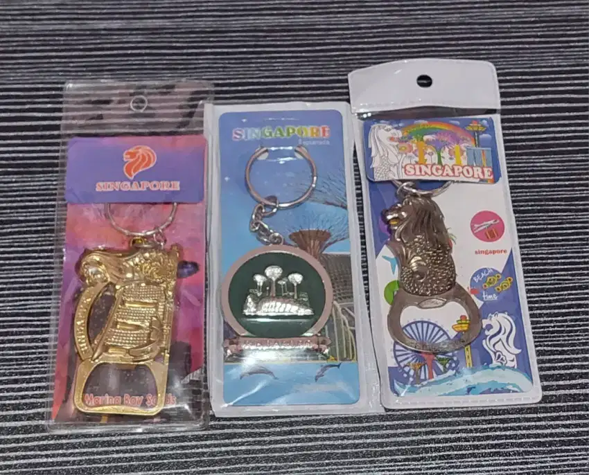 Gantungan Kunci Icon Singapore dan Malaysia