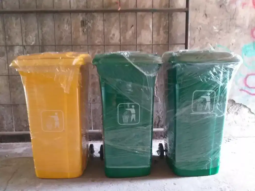 tempat sampah fiberglass kotak roda bak 240Ltr
