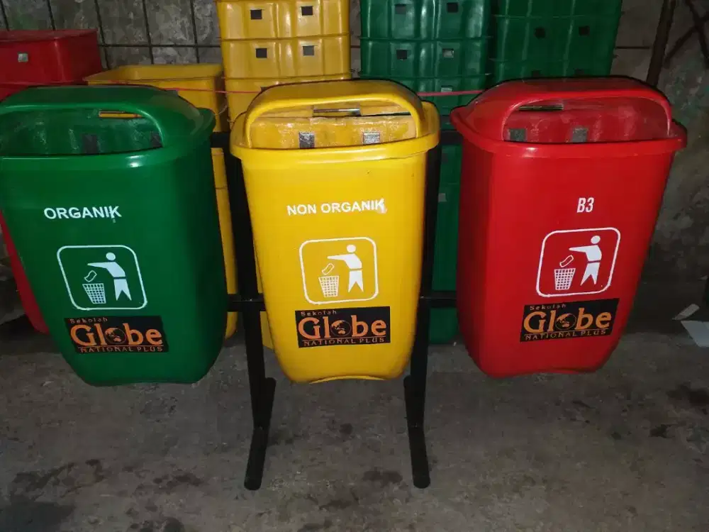 tempat sampah fiberglass oval 50 ltr 3in1