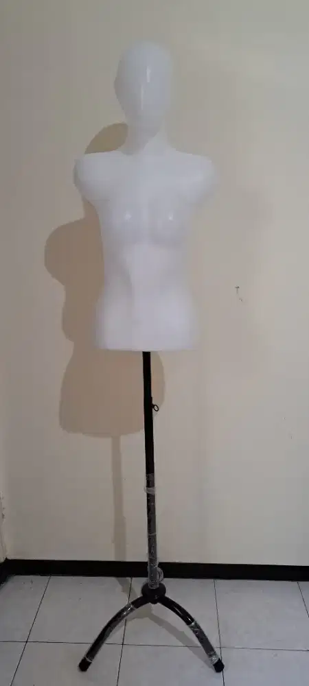 Patung Baju  Perempuan/ Maniki