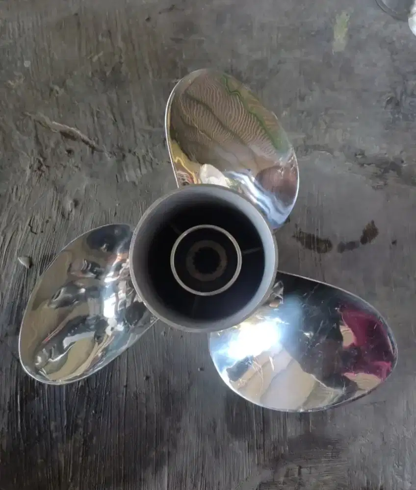 Baling propeller solas mesin tempel 150/250pk