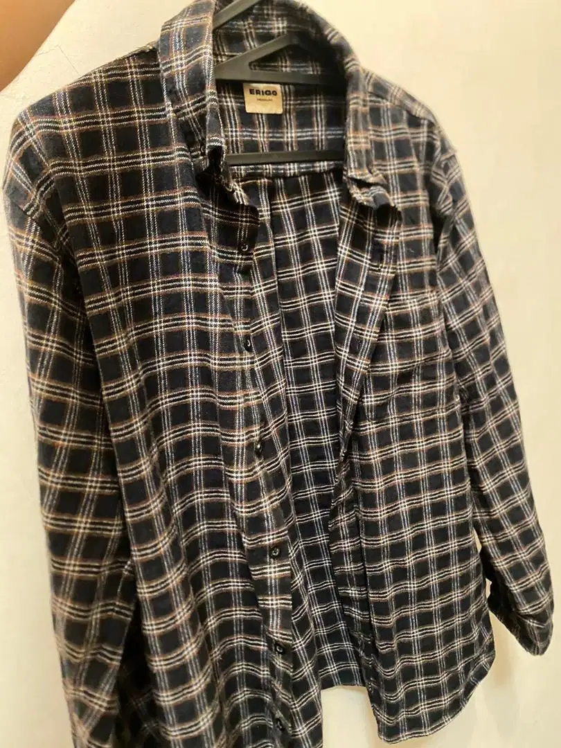 Kemeja Flannel BLACK/BROWN Size M