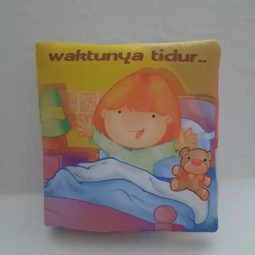 Buku Kain Edukasi Waktunya Tidur